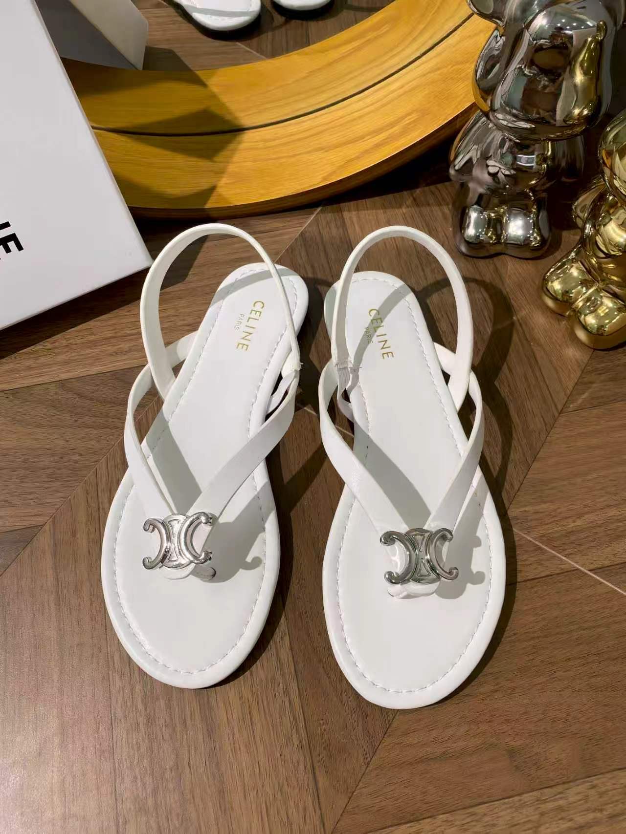 CO-room selected footwear