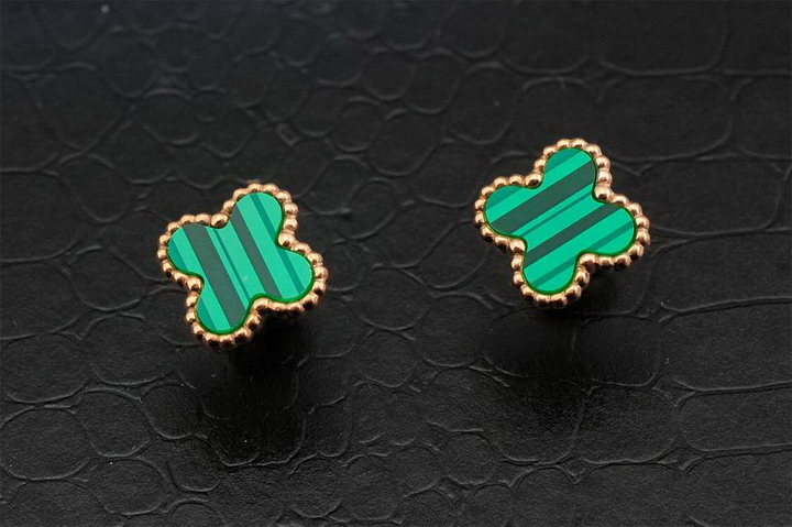 Van Cleef & Arpels ヴァン クリーフ＆アーペル イヤリング ピアス