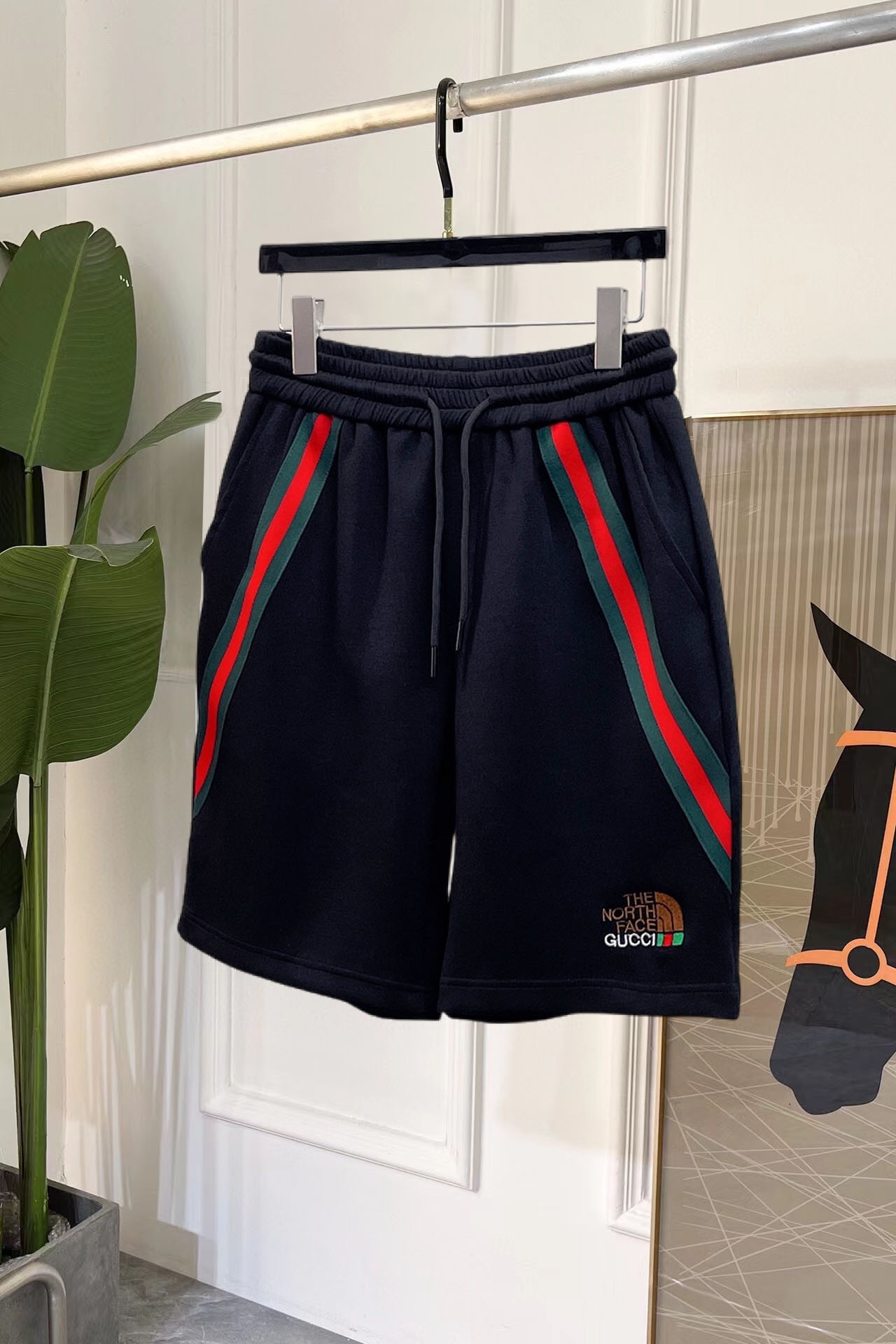 最新コレクション グッチ ショートパンツ ズボン  メンズ