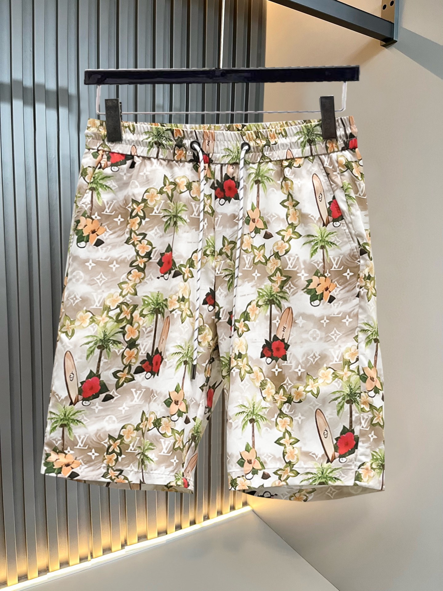26SS春夏服新作 ルイヴィトン ショートパンツ ズボン  メンズ
