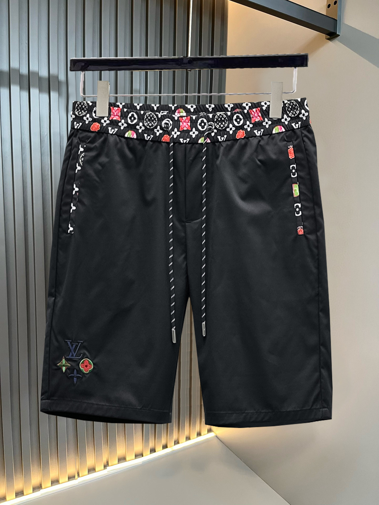 26SS春夏服新作 ルイヴィトン ショートパンツ ズボン  メンズ