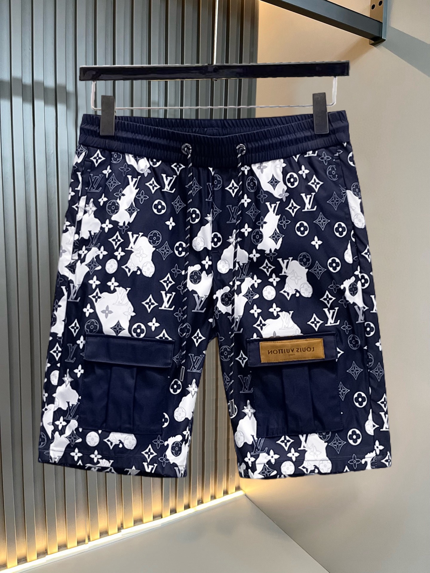 26SS春夏服新作 ルイヴィトン ショートパンツ ズボン  メンズ