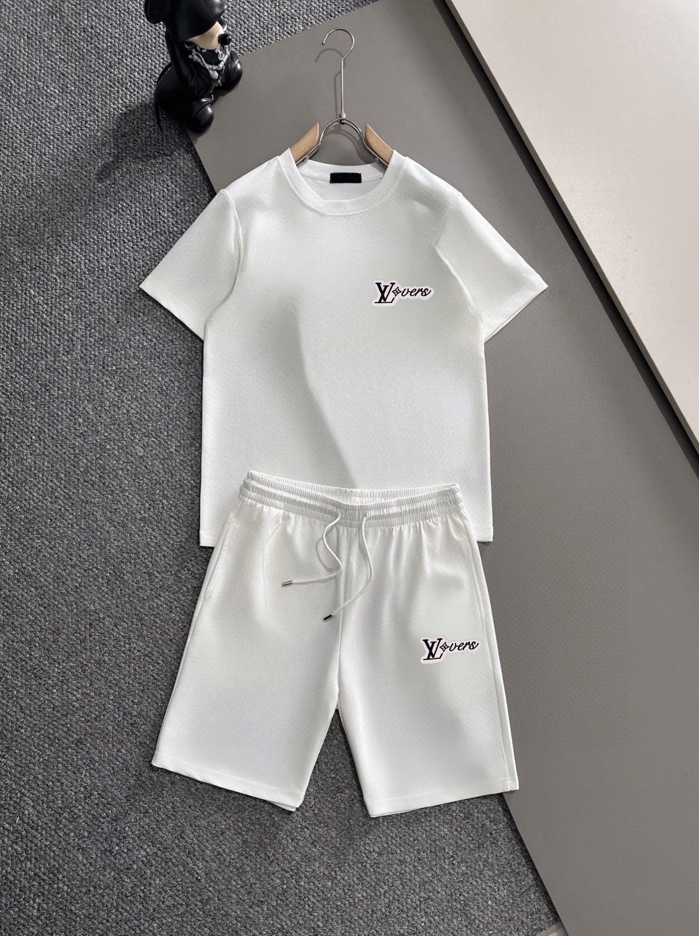 26SS春夏服 ルイヴィトン 新作通販 上下服セット セットアップ
