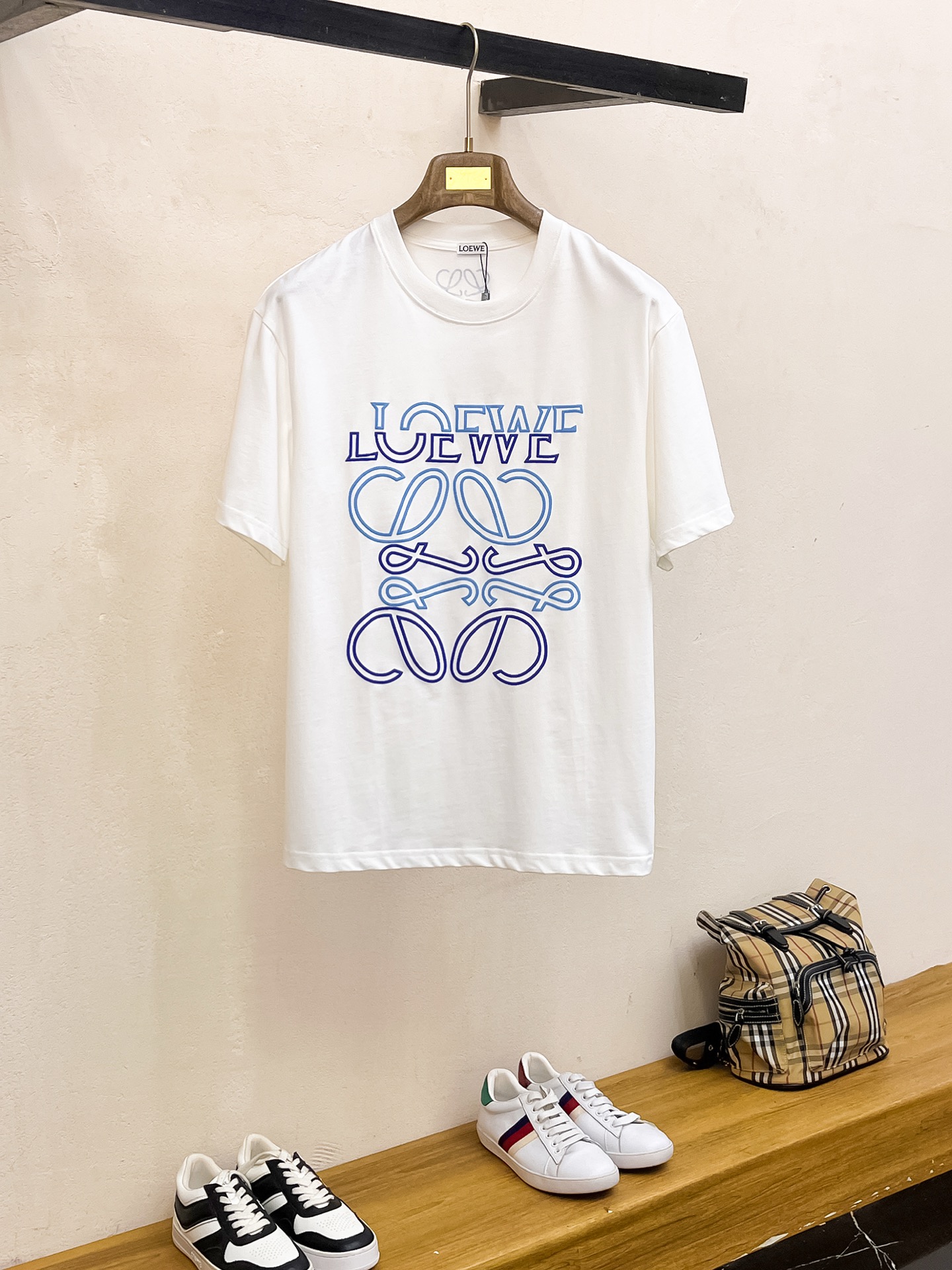 人気商品ロエベ 春夏 半袖Ｔシャツ トップス メンズ