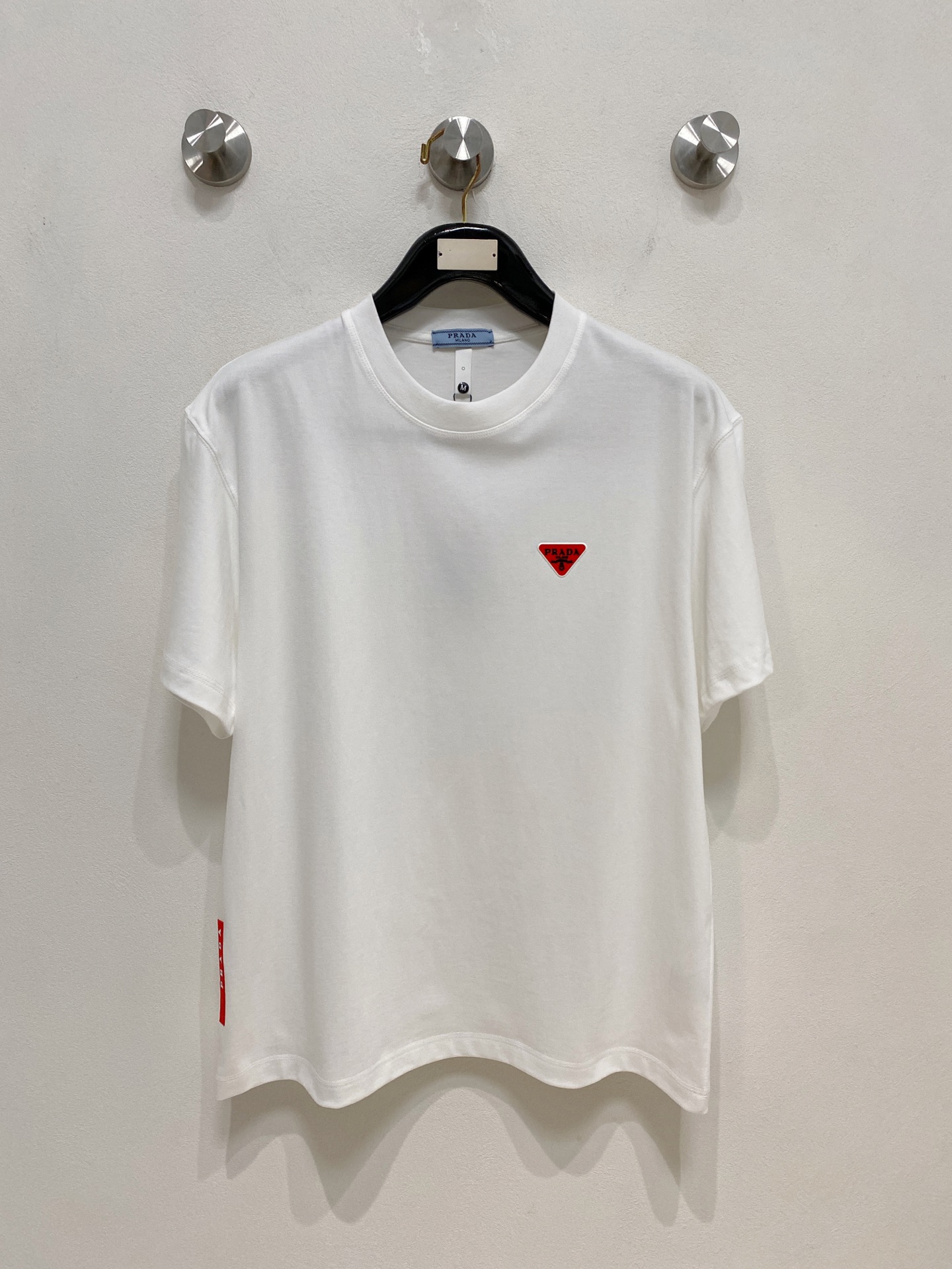 プラダ 26 新作が登場 半袖Ｔシャツ トップス メンズ