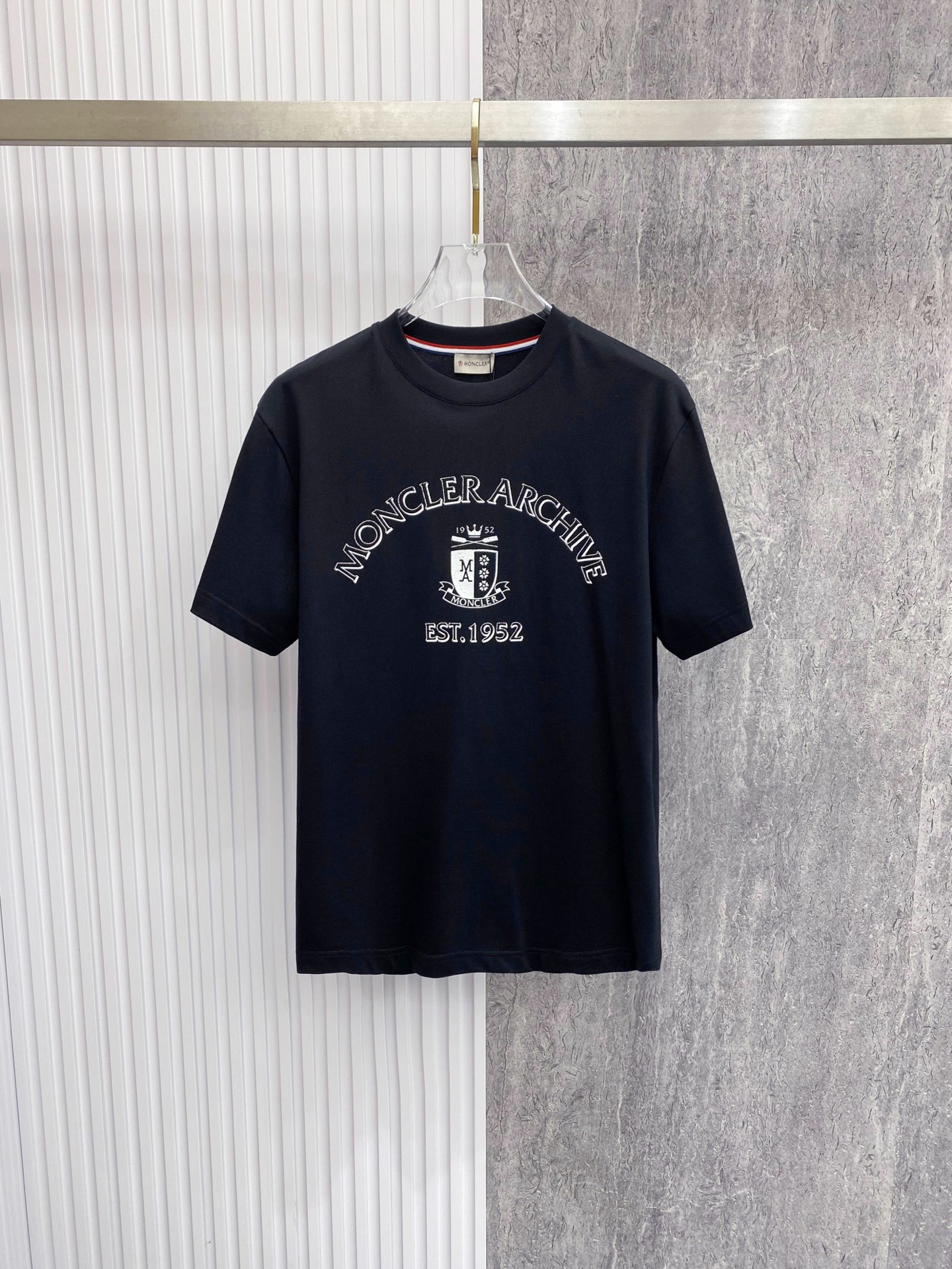 モンクレール 2026SS春夏 半袖Ｔシャツ トップス 恋人