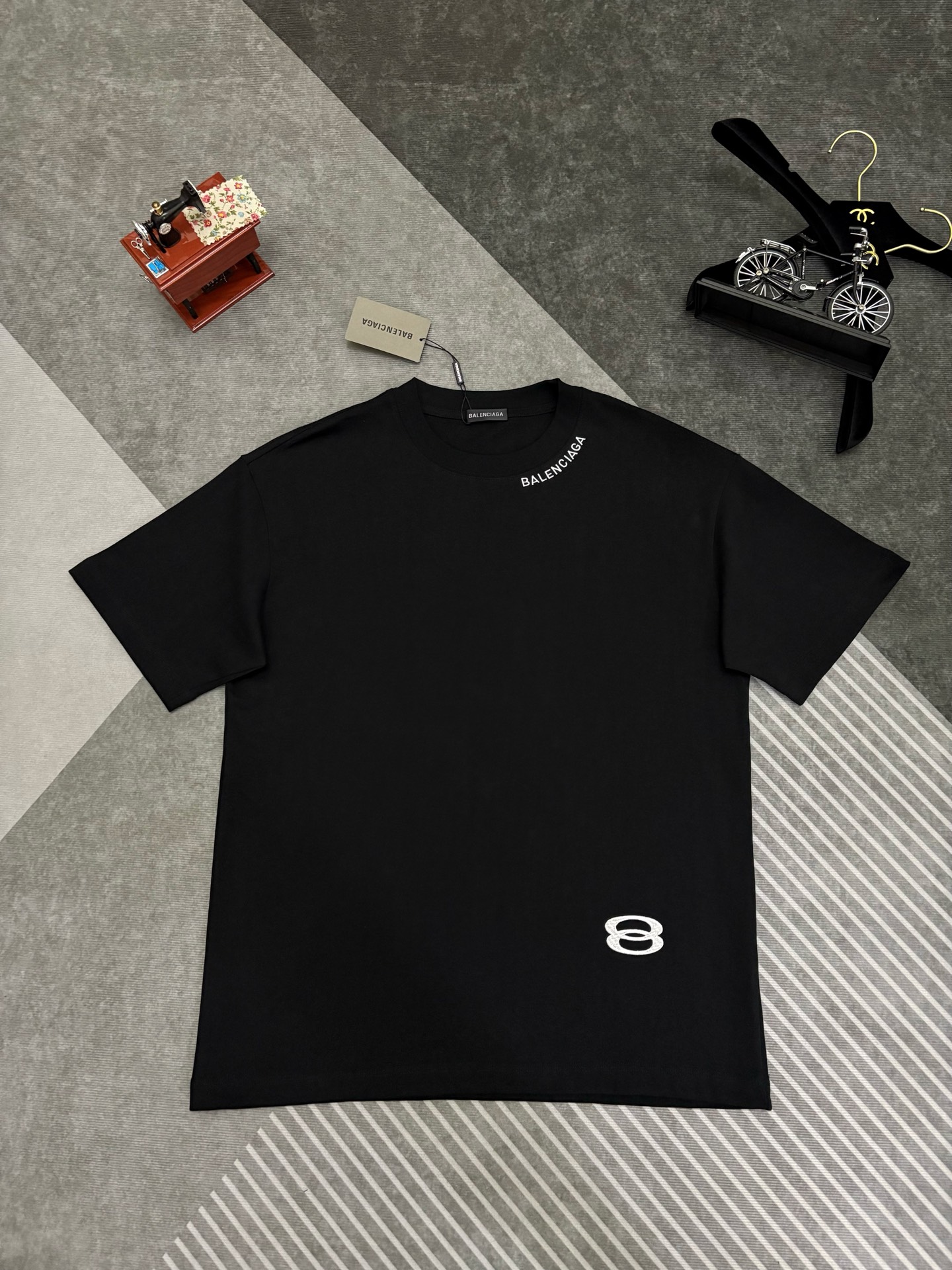 春夏服 バレンシアガ 半袖Tシャツ トップス ユニセックス