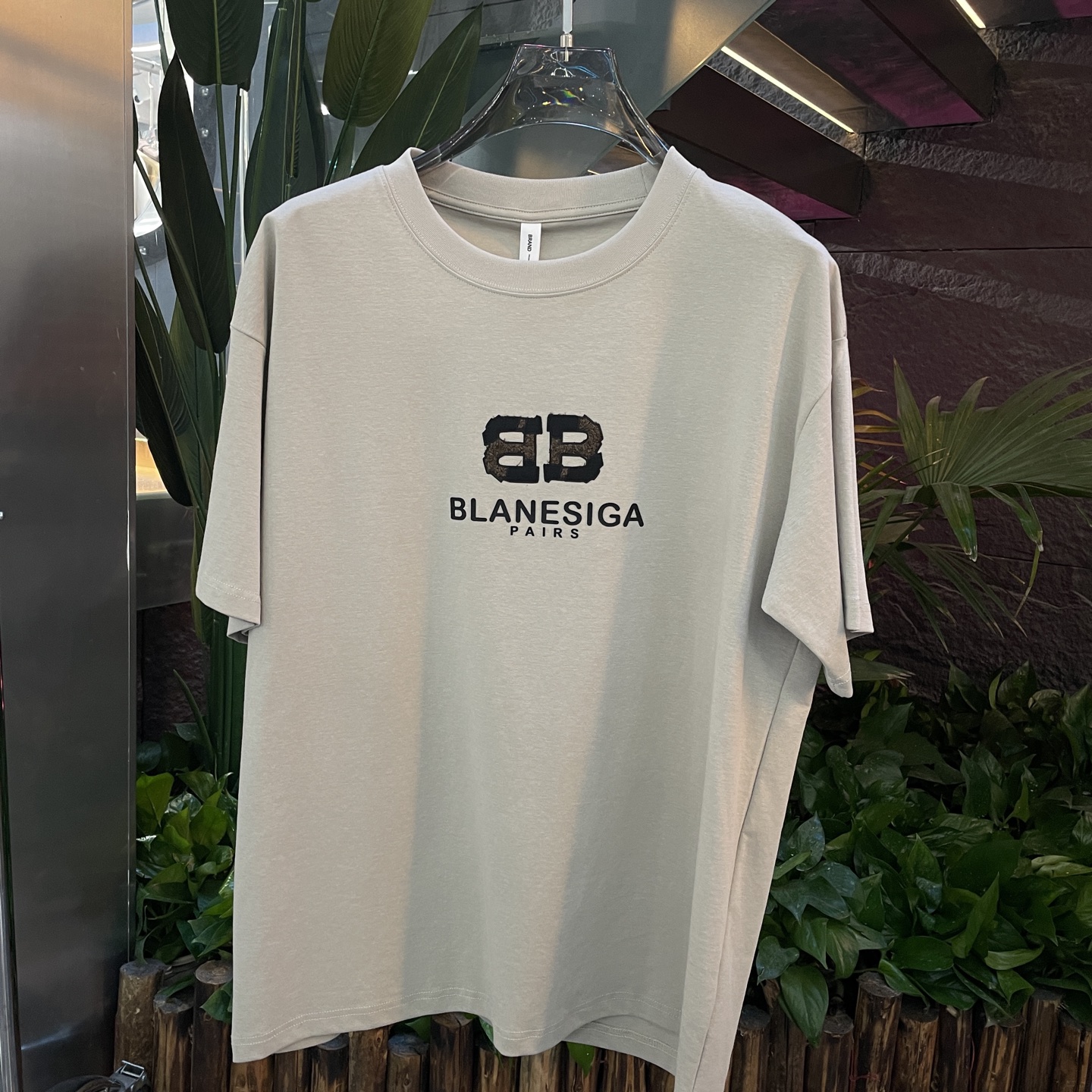 春夏服 バレンシアガ 半袖Tシャツ トップス ユニセックス