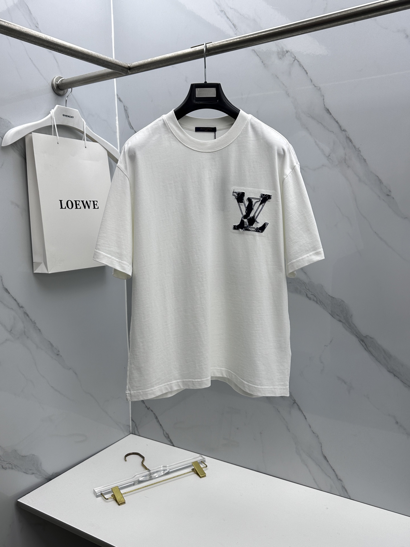 26SS春夏服 ルイヴィトン 半袖Tシャツ トップス 男女兼着