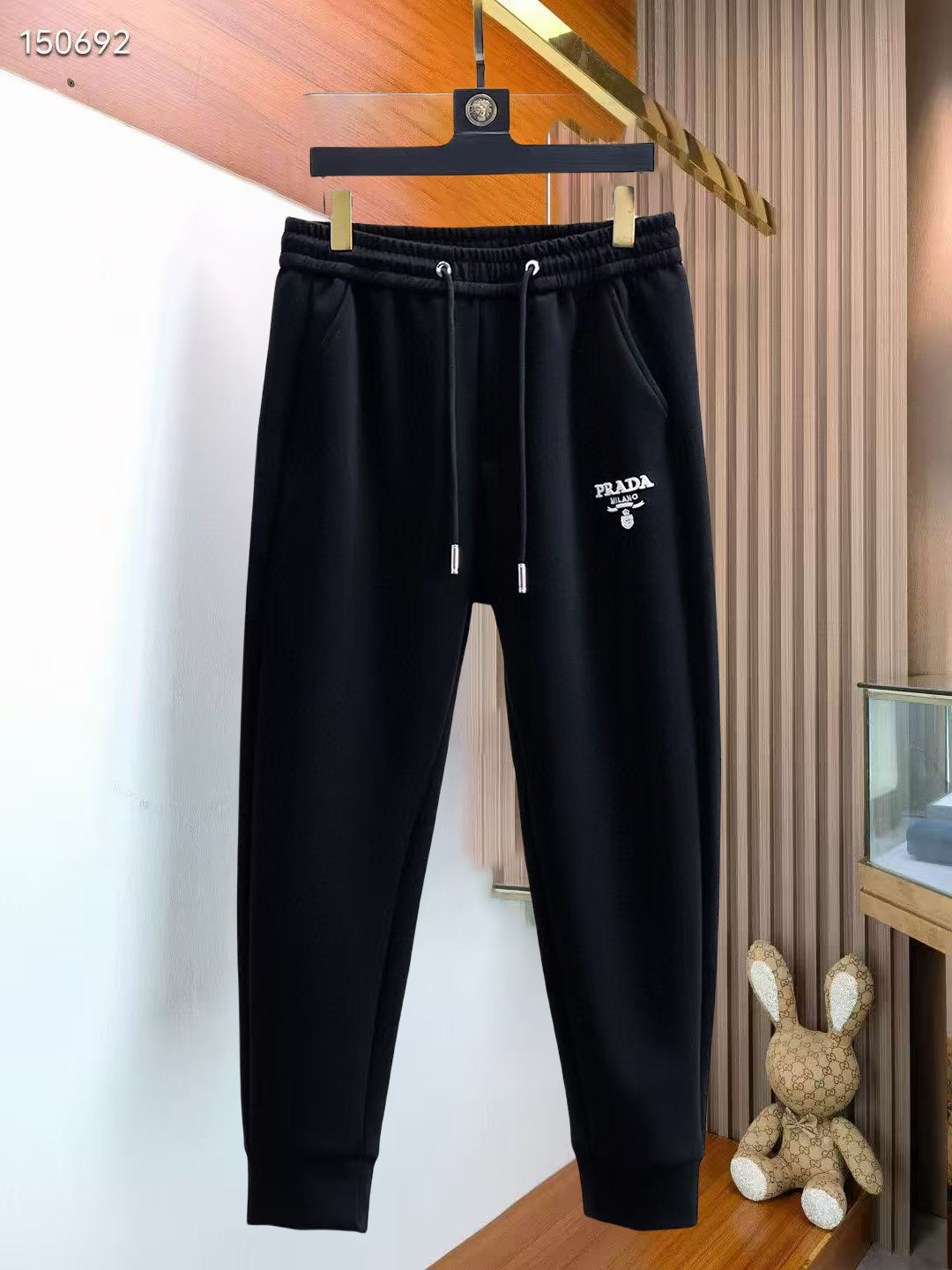 25SS秋冬パンツ 人気プラダ スウェットパンツ