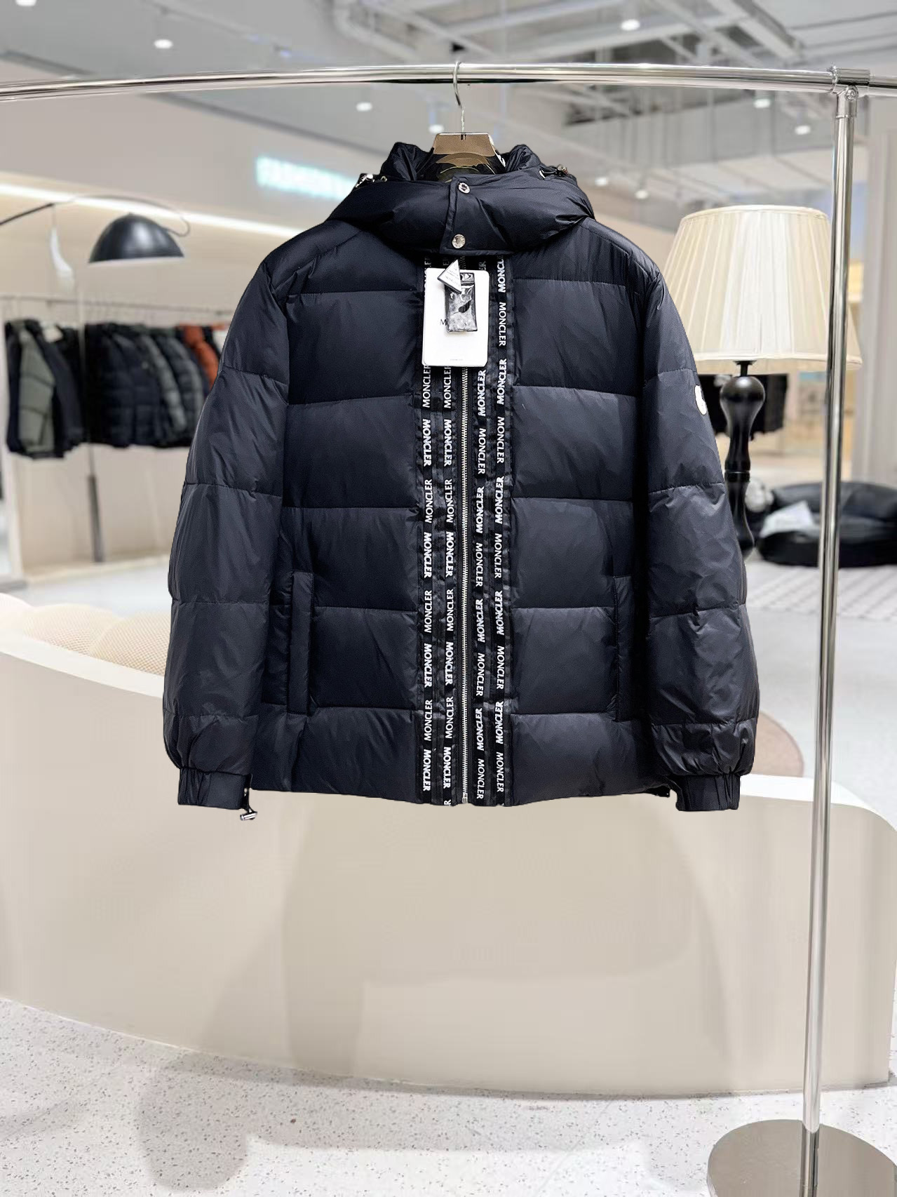 秋冬暖かい服 モンクレール ダウンジャケット アウター 恋人