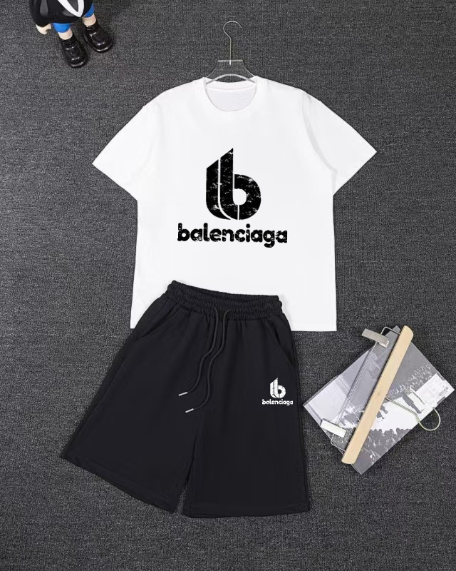 SALE 25秋冬新品 バレンシアガ 上下服 セットアップ