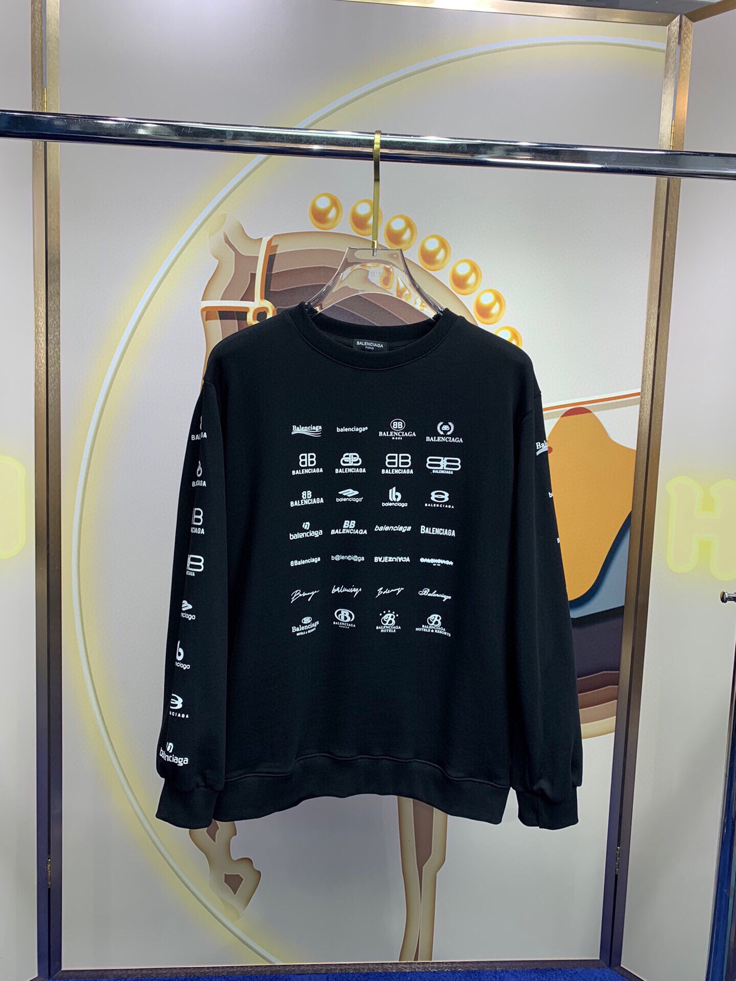 【新品値下受付】バレンシアガ バーパーカー/スウェット