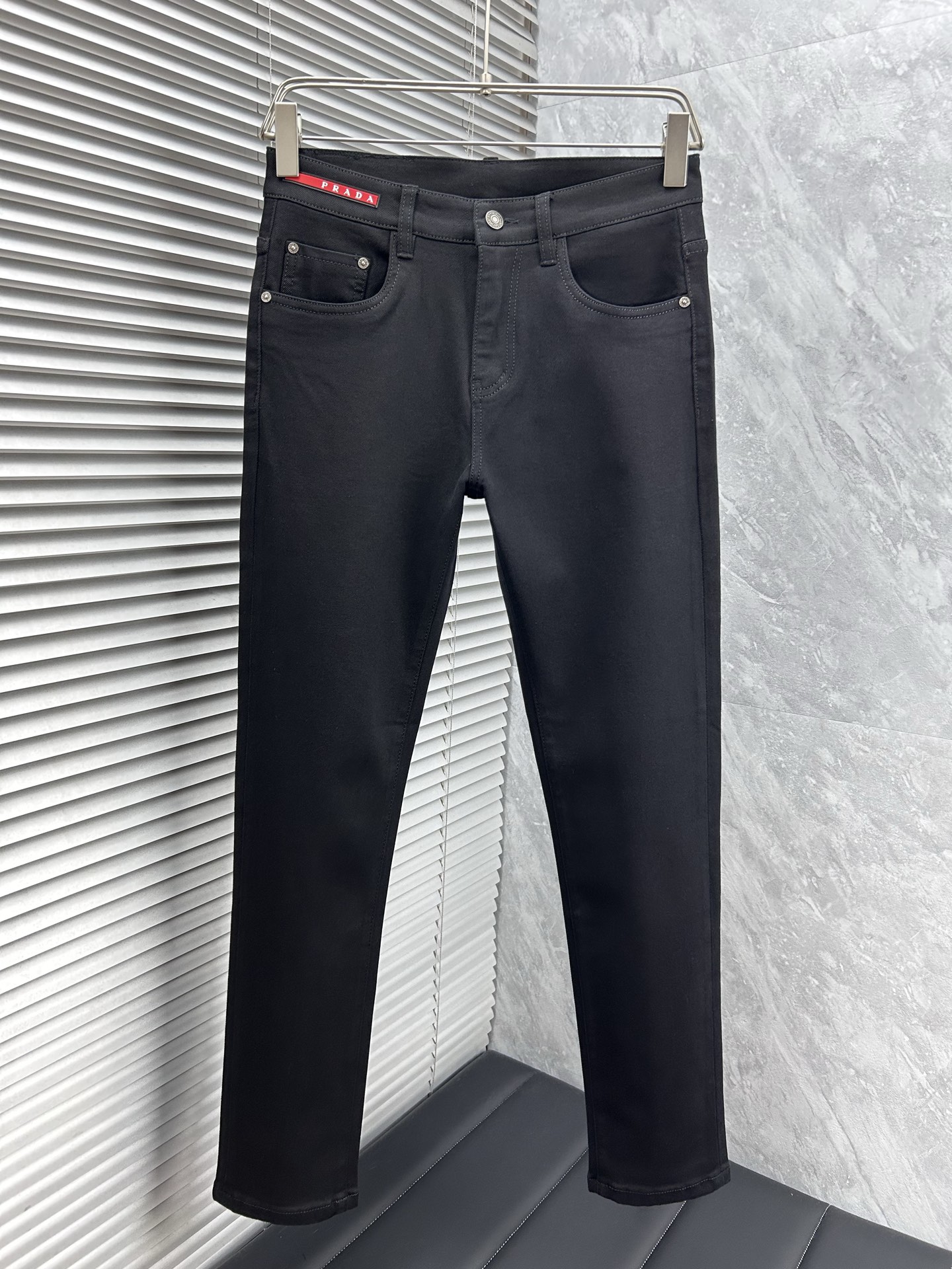 25秋冬新品プラダ メンズ ジーンズ