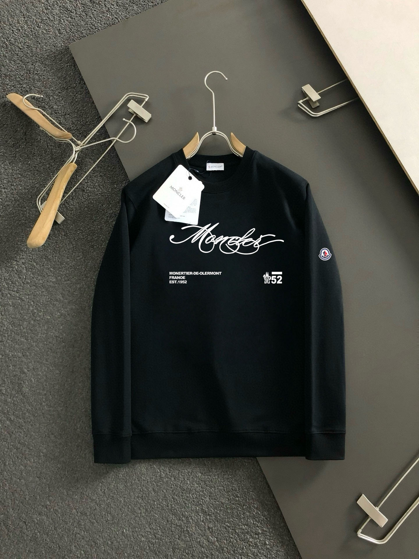 25秋冬新品 モンクレール メンズ 長袖Tシャツ トップス