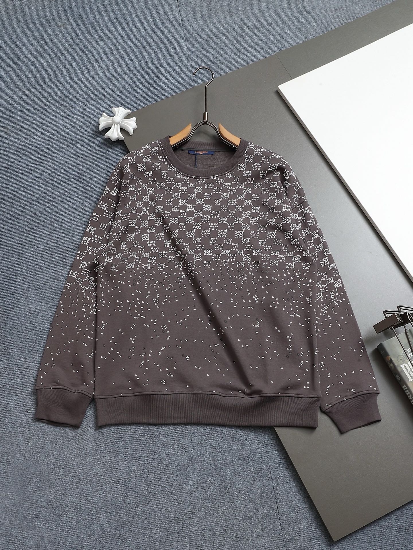 25秋冬新品 ルイヴィトン バーパーカー スウェット男女兼着