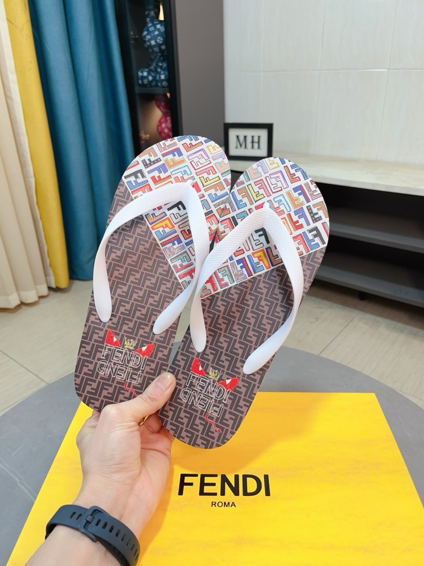 靴 フェンディ サンダル ミュール  メンズ
