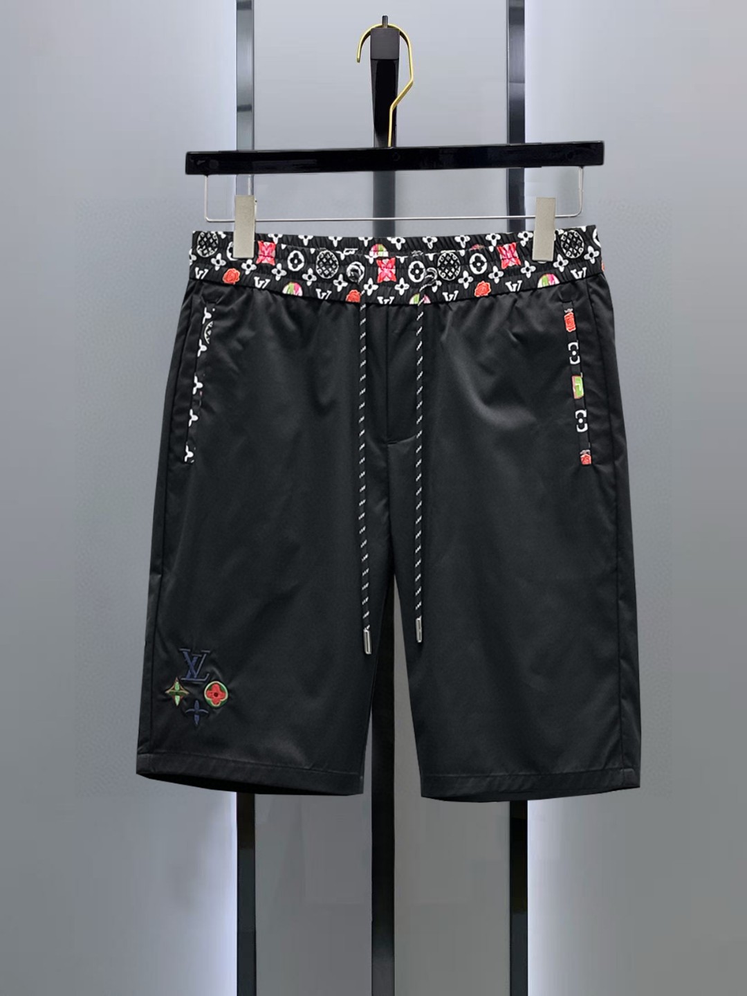 新品ルイヴィトン ショートパンツ ズボン  メンズ