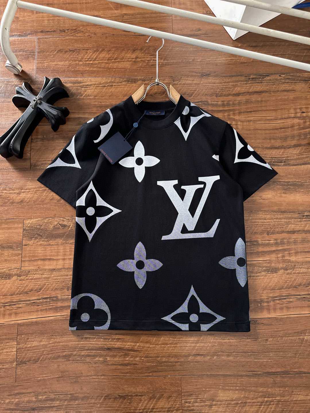 新品ルイヴィトン 半袖 Tシャツ トップス  メンズ