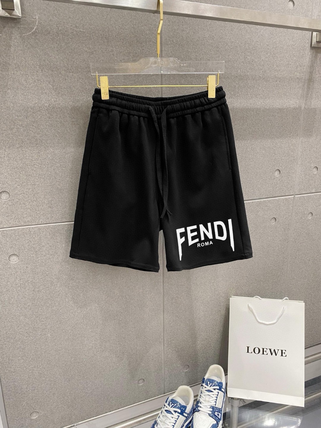 25SS服 フェンディ ズボン ショートパンツ  メンズ