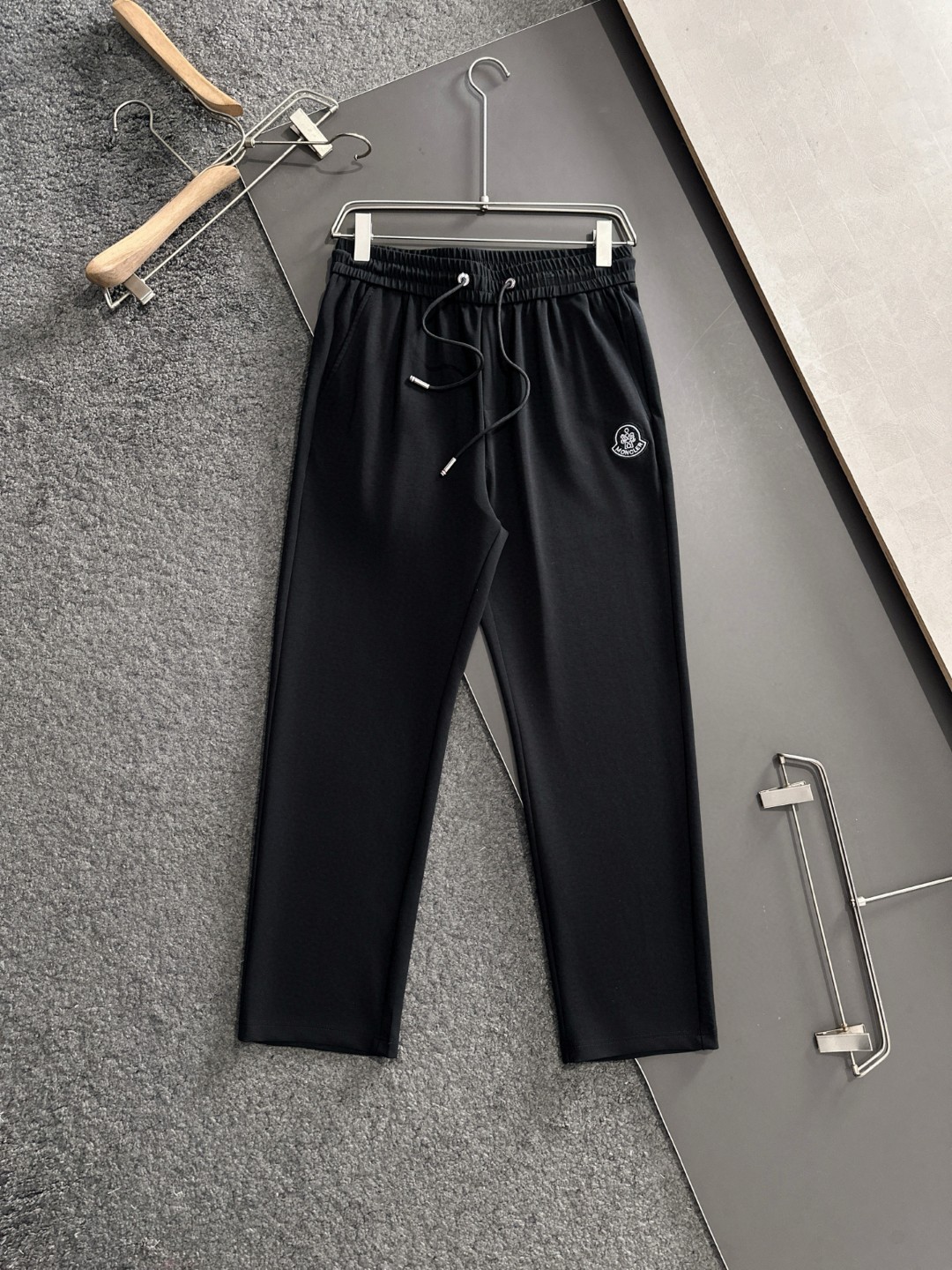 25SS服 モンクレール ズボン カジュアルパンツ ? メンズ