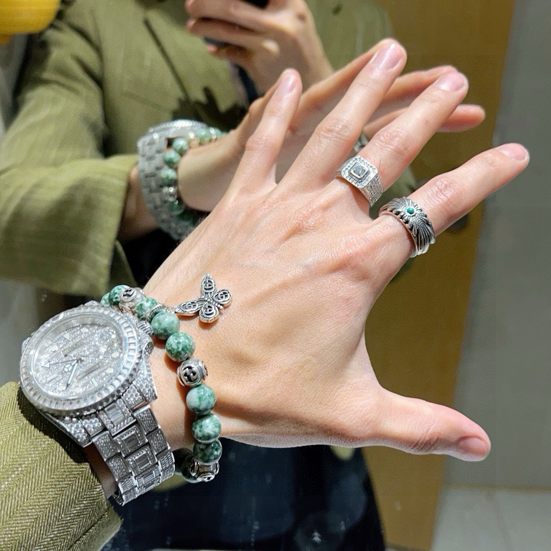 2025 グッチ? ブレスレット 飾り物
