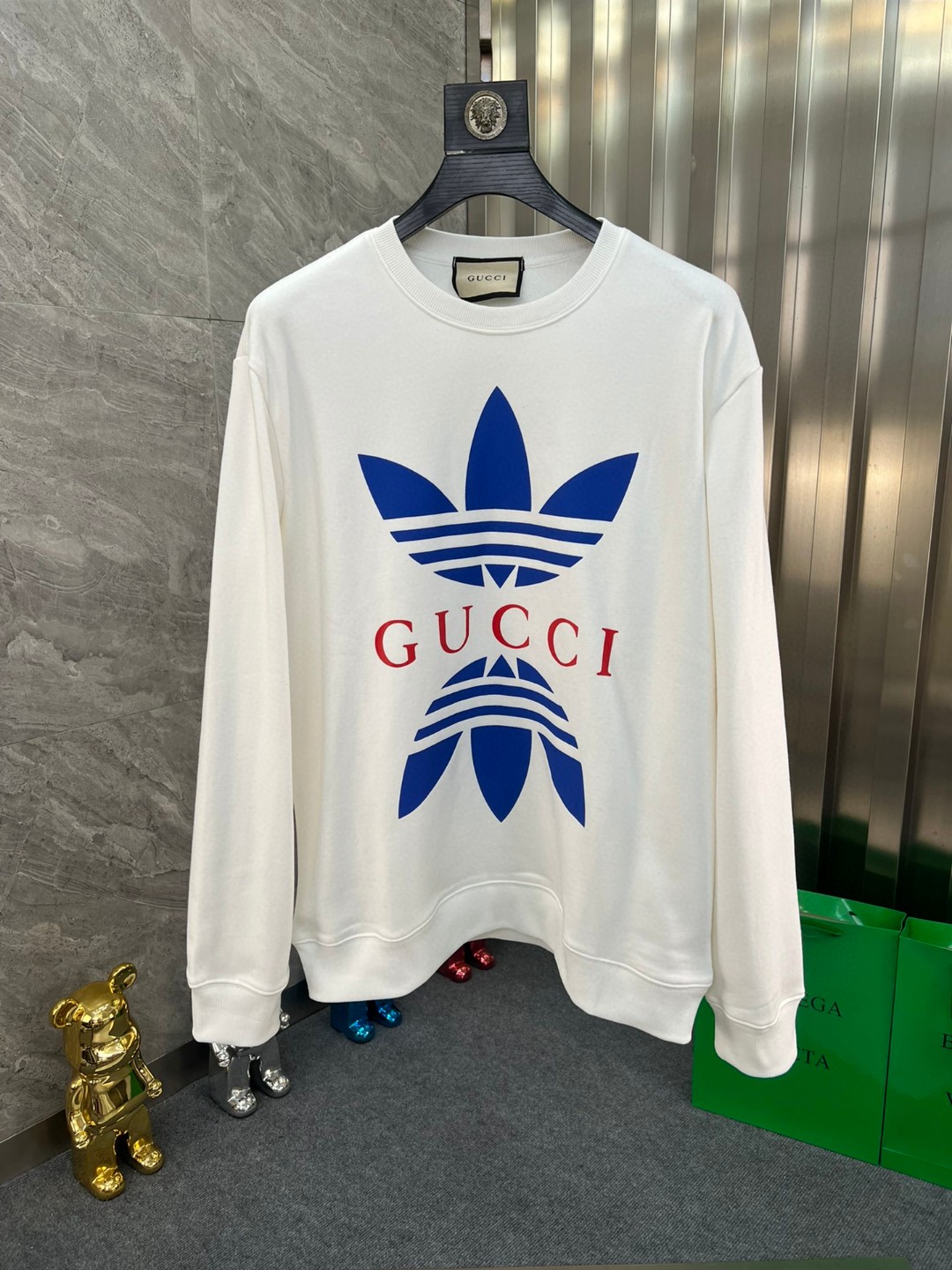 グッチ 秋冬服 2024 バーパーカー トップス 男女兼着?