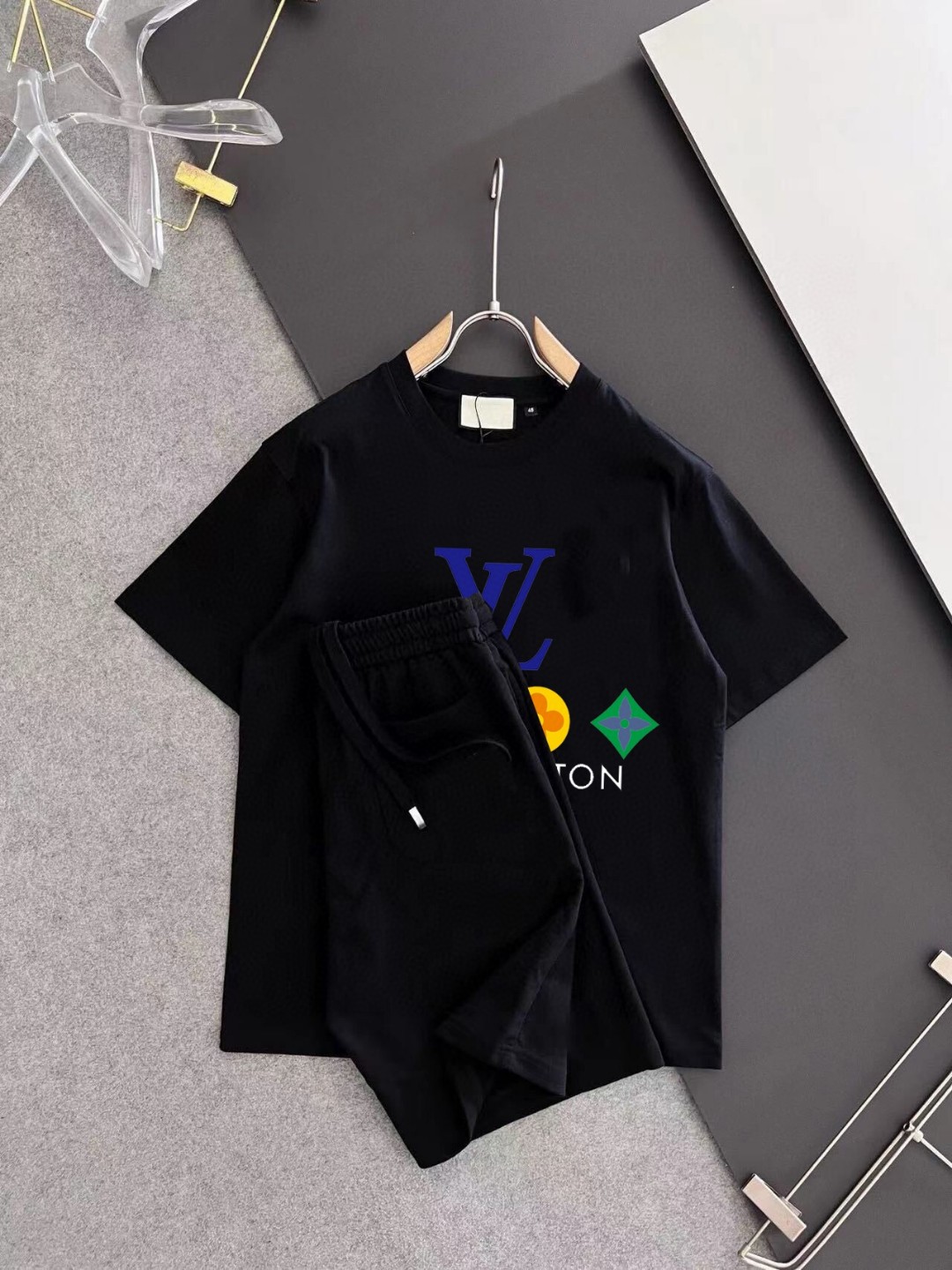 24SS ルイヴィトン スウェットセットアップ 上下服