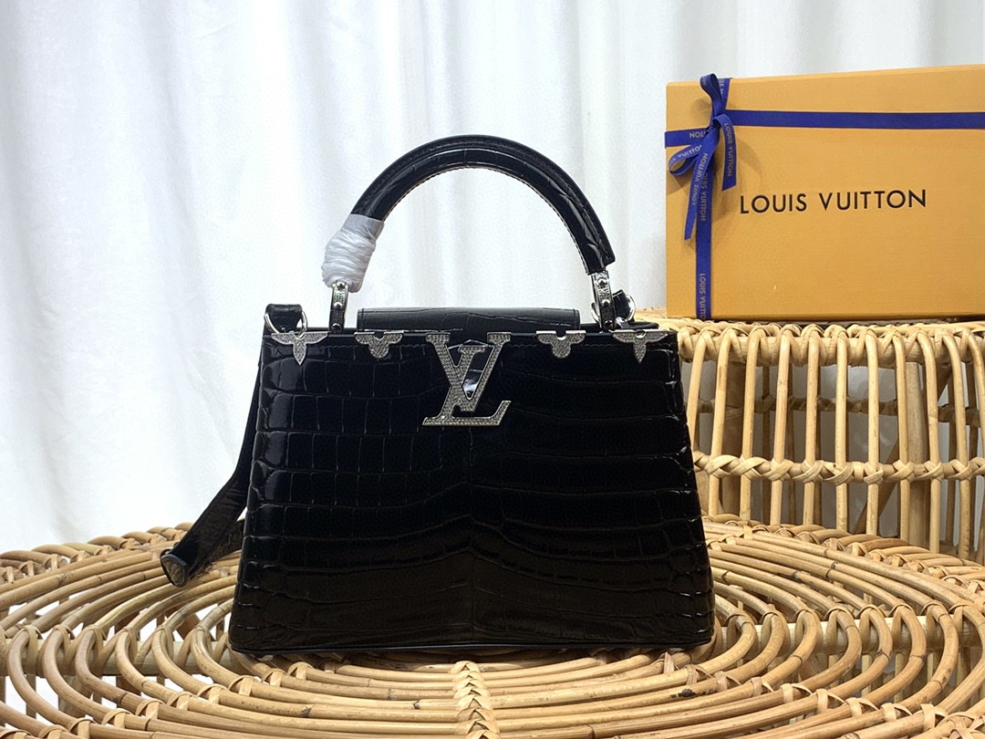 ルイヴィトン 高品質 Capucines 27cm 2WAY ハンドバッグ 2304HSJ