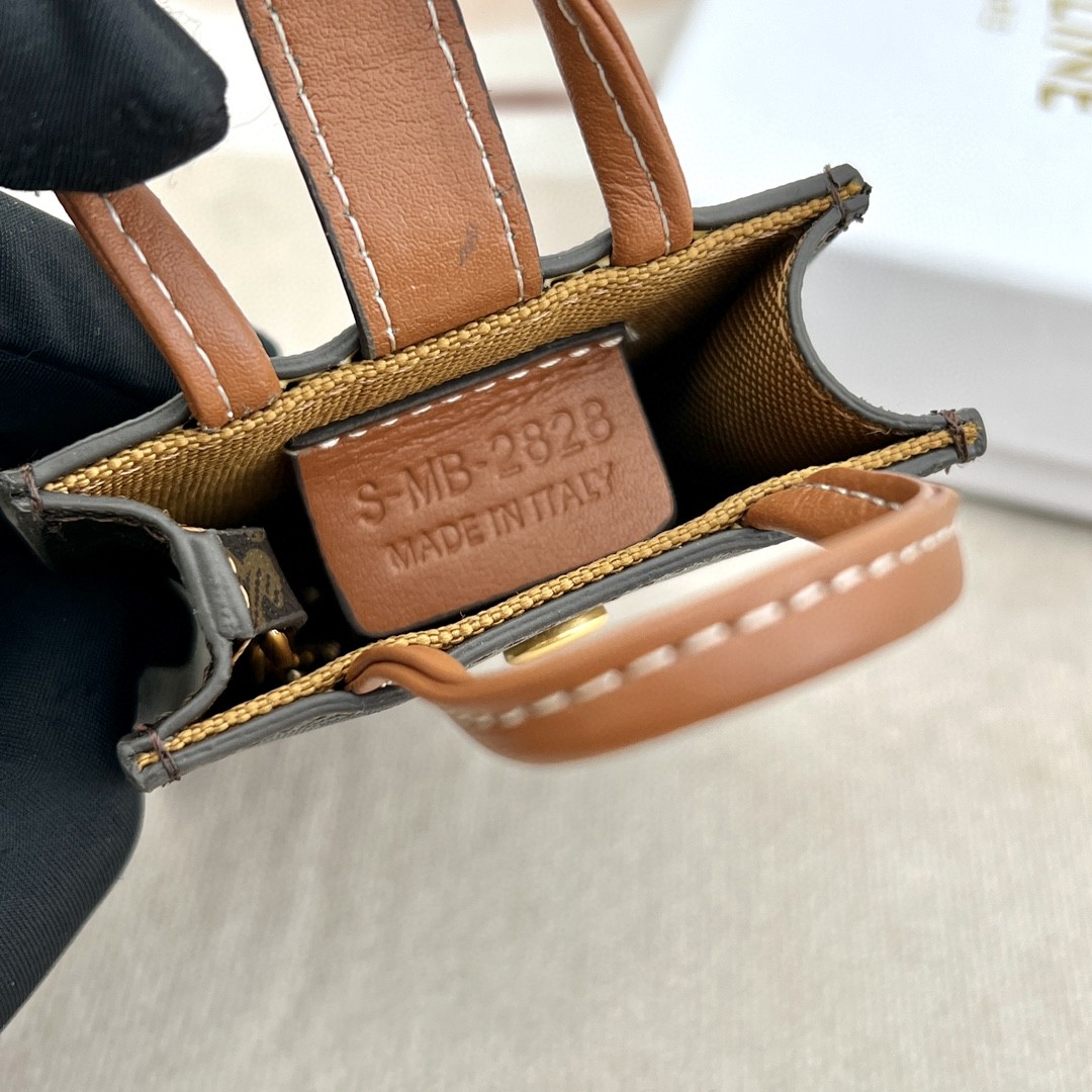 セリーヌ 新品値下受付 Triomphe Canvas Cabas mini ハンドバッグ
