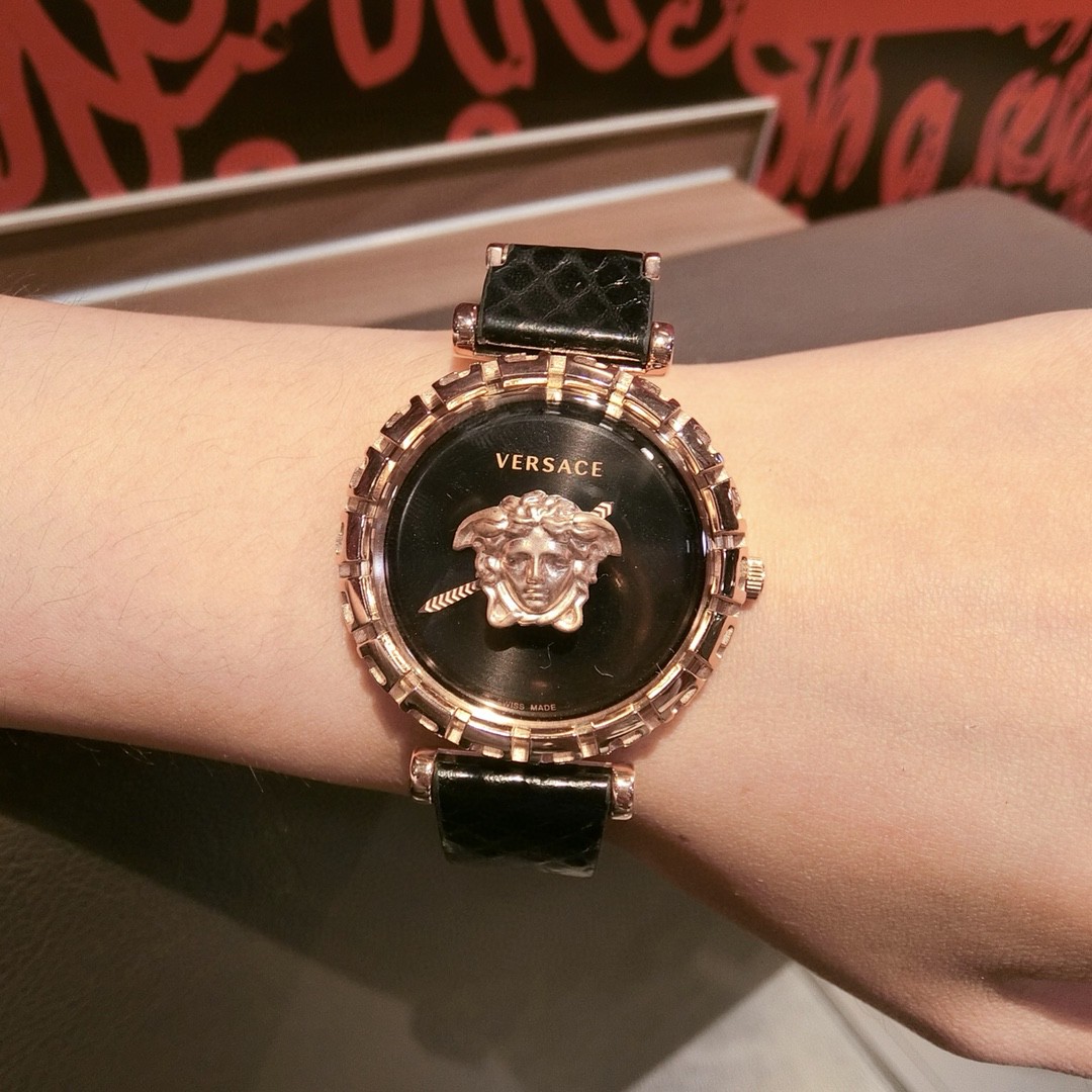 VERSACE(ヴェルサーチ) Palazzo Empire 女性 腕時計 JM
