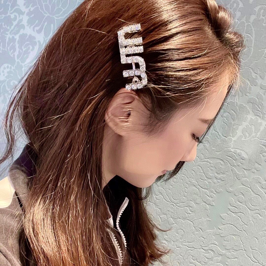 MIUMIU ミュウミュウ 超美品 髪とめ ヘアピン ヘアゴム