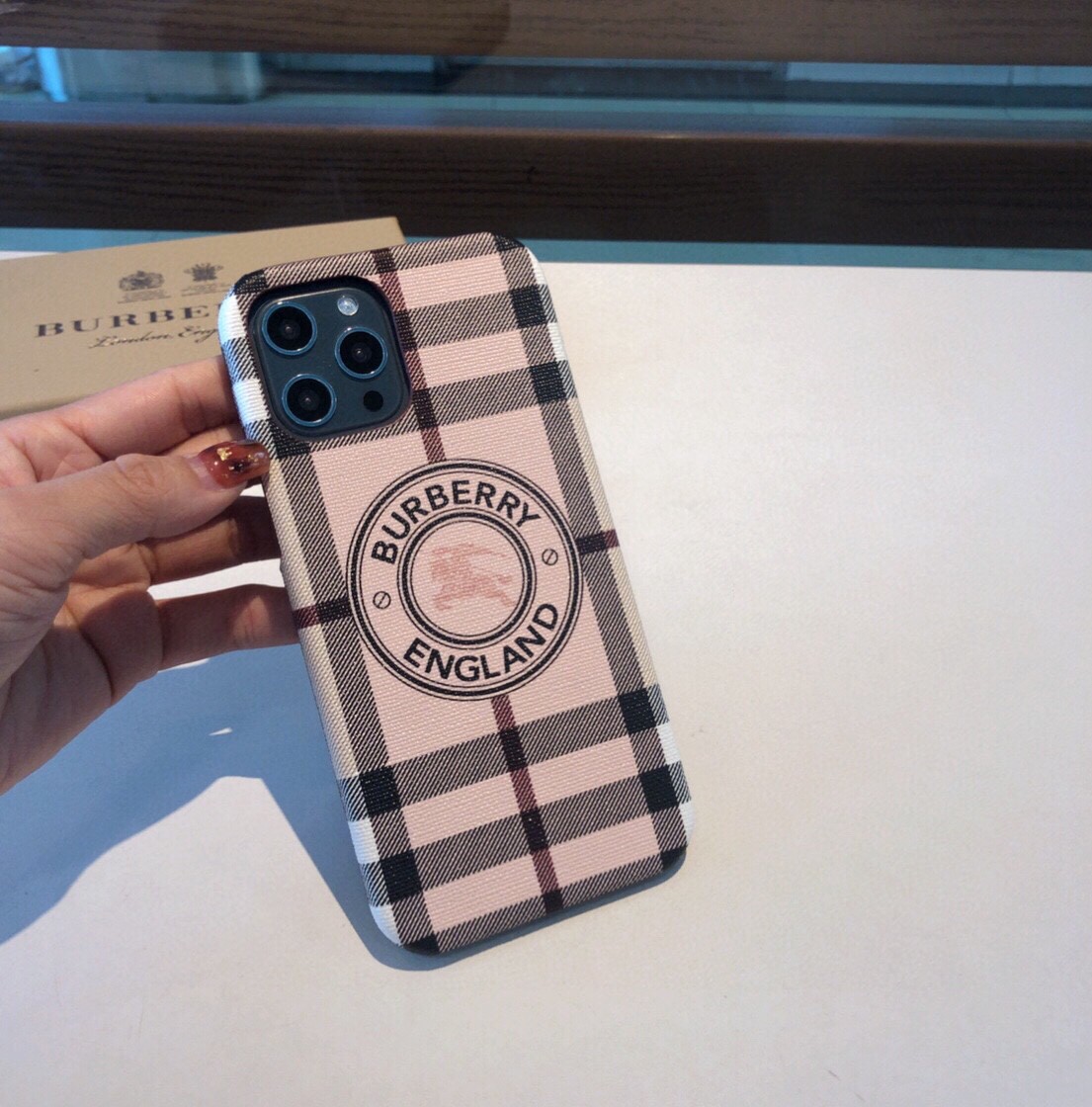 BU iPhone7/7P/8/8P/X/XS/XS Max/11(6.1)/11P(5.8)/11proMAX(6.5)/12/12P（6.1)/12pro MAX(6.7) 保護ケース カバー
