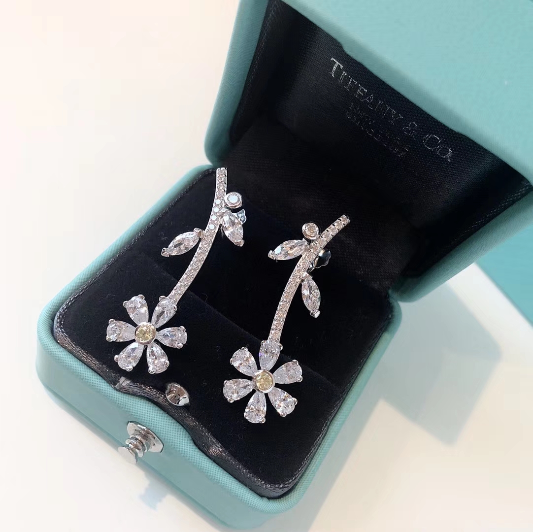 TIFFANY&COティファニー 人気 ピアス イアリング YL