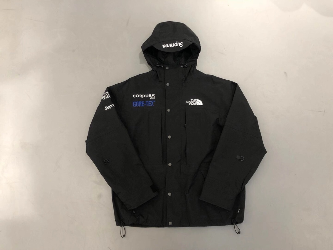 SUPREME(シュプリーム) ブルゾン アウトドアパーカー SUPU